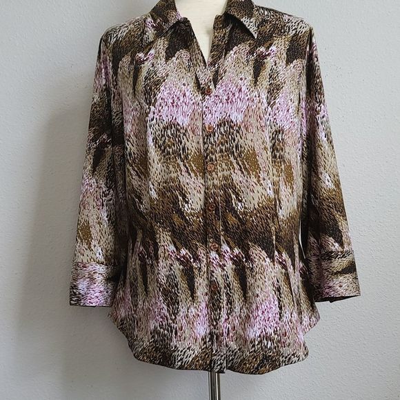 Essentials Tops - ESSENTIALS Top/Blouse